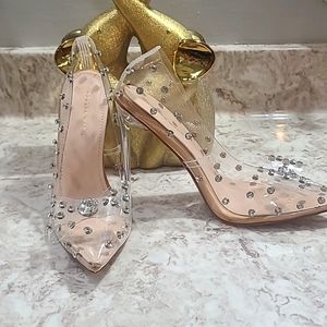 CINDERELLA HEELS